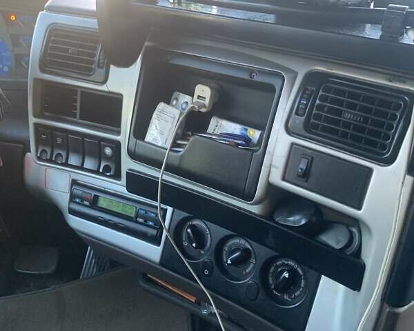 Белый Рено Магнум, объемом двигателя 12 л и пробегом 1 тыс. км за 9000 $, фото 11 на Automoto.ua