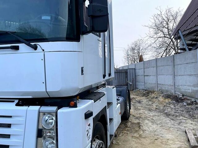 Белый Рено Магнум, объемом двигателя 11.9 л и пробегом 120 тыс. км за 7400 $, фото 2 на Automoto.ua