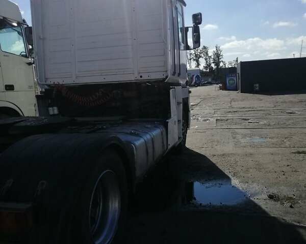 Белый Рено Магнум, объемом двигателя 0 л и пробегом 1 тыс. км за 4350 $, фото 5 на Automoto.ua