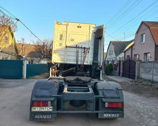 Белый Рено Магнум, объемом двигателя 11.93 л и пробегом 900 тыс. км за 6900 $, фото 2 на Automoto.ua