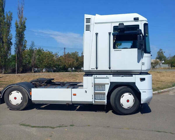 Белый Рено Магнум, объемом двигателя 0 л и пробегом 1 тыс. км за 5500 $, фото 7 на Automoto.ua