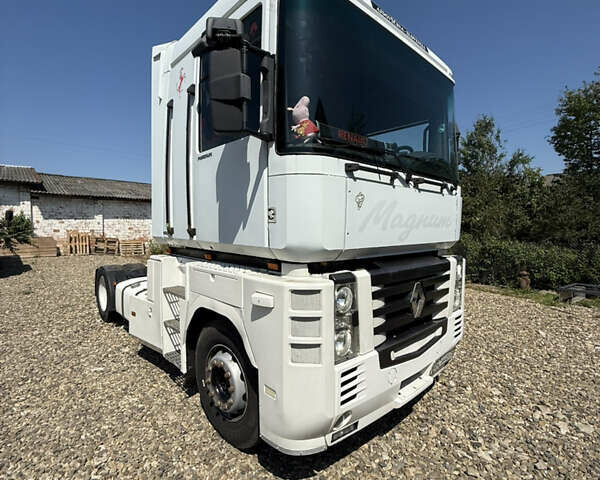 Рено Магнум 2004 у Коломые на Automoto.ua Білий Рено Магнум, об'ємом двигуна 10.85 л та пробігом 9 тис. км за 6500 $, фото 1 на Automoto.ua