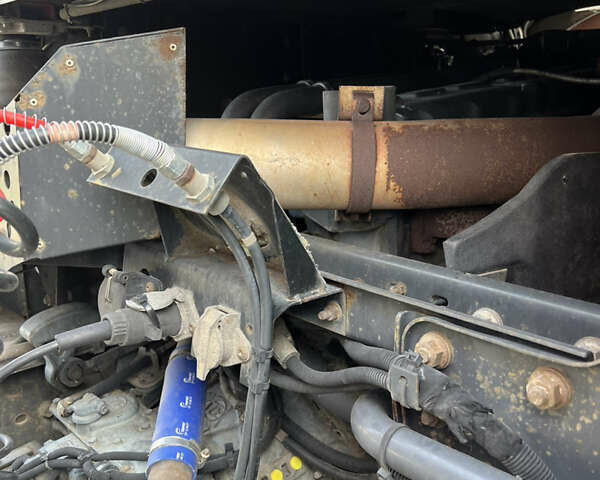 Белый Рено Магнум, объемом двигателя 12.5 л и пробегом 1 тыс. км за 15000 $, фото 17 на Automoto.ua