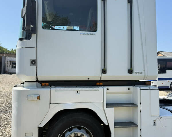 Рено Магнум 2004 у Коломые на Automoto.ua Білий Рено Магнум, об'ємом двигуна 10.85 л та пробігом 9 тис. км за 6500 $, фото 17 на Automoto.ua