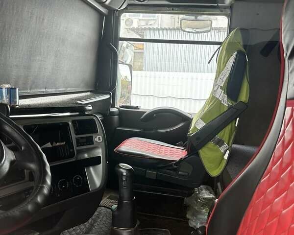 Белый Рено Магнум, объемом двигателя 11.93 л и пробегом 8 тыс. км за 8900 $, фото 3 на Automoto.ua