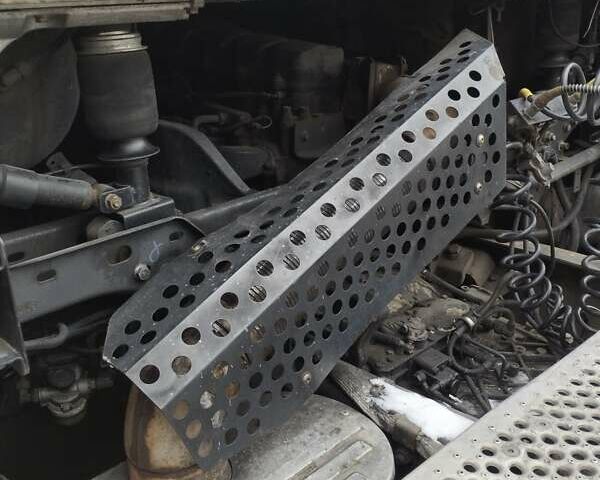 Білий Рено Магнум, об'ємом двигуна 11.93 л та пробігом 2 тис. км за 6500 $, фото 3 на Automoto.ua