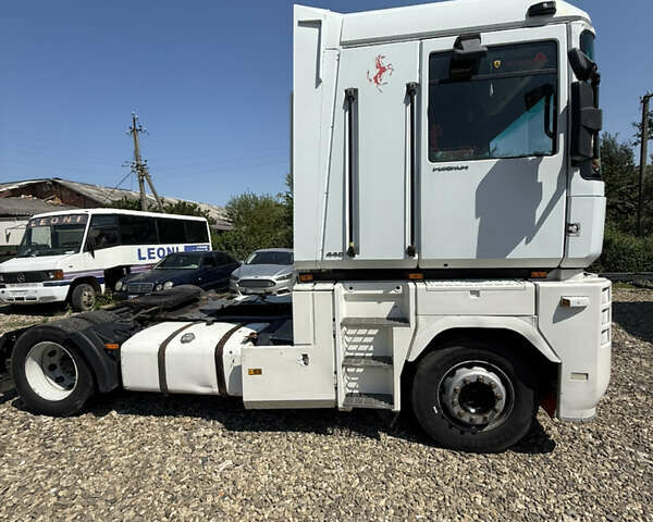 Рено Магнум 2004 у Коломые на Automoto.ua Білий Рено Магнум, об'ємом двигуна 10.85 л та пробігом 9 тис. км за 6500 $, фото 13 на Automoto.ua