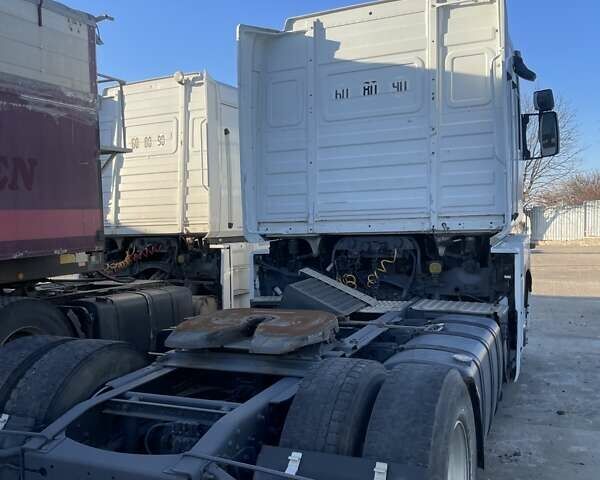 Белый Рено Магнум, объемом двигателя 0 л и пробегом 1 тыс. км за 10500 $, фото 2 на Automoto.ua