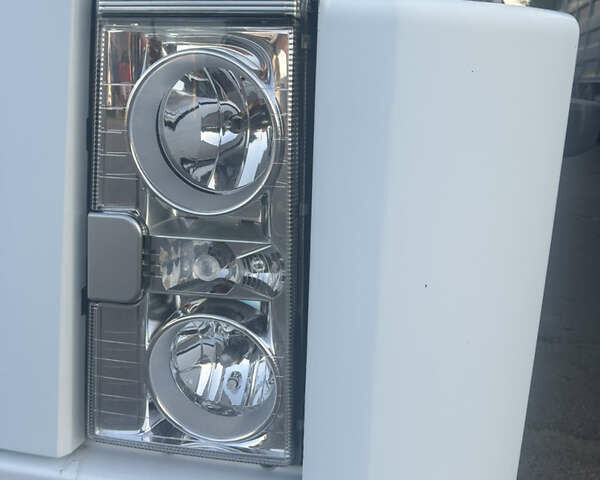 Белый Рено Магнум, объемом двигателя 11.93 л и пробегом 990 тыс. км за 7800 $, фото 6 на Automoto.ua