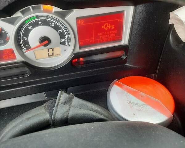 Белый Рено Магнум, объемом двигателя 12.8 л и пробегом 100 тыс. км за 10200 $, фото 5 на Automoto.ua