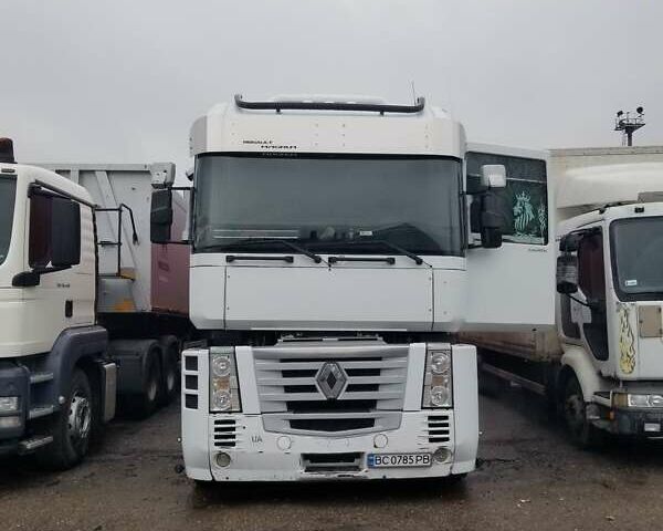 Белый Рено Магнум, объемом двигателя 12.78 л и пробегом 1 тыс. км за 7900 $, фото 17 на Automoto.ua