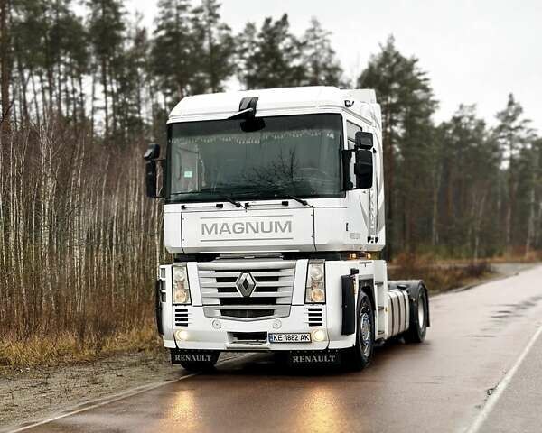 Белый Рено Магнум, объемом двигателя 12.78 л и пробегом 1 тыс. км за 9200 $, фото 7 на Automoto.ua