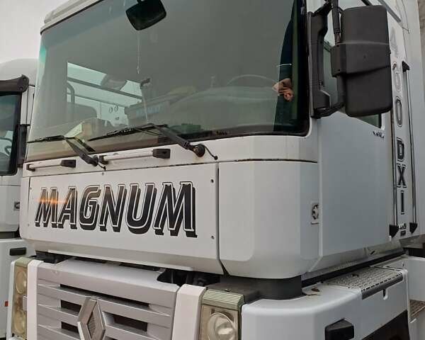 Білий Рено Магнум, об'ємом двигуна 11.96 л та пробігом 1 тис. км за 8200 $, фото 8 на Automoto.ua
