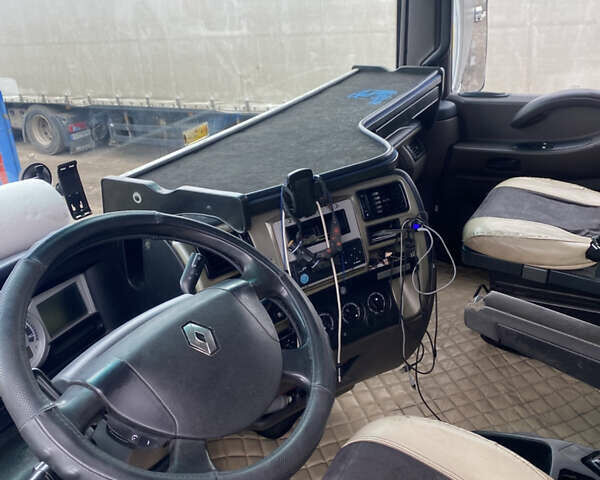 Рено Магнум 2007 в Киеве на Automoto.ua Белый Рено Магнум, объемом двигателя 12.8 л и пробегом 1 тыс. км за 7500 $, фото 13 на Automoto.ua