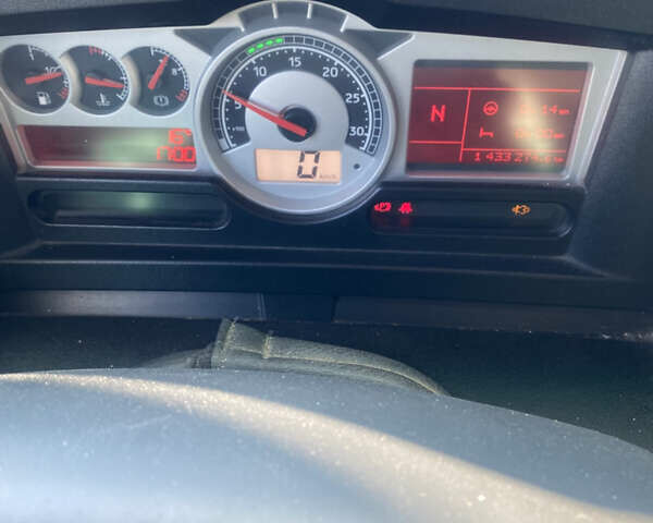 Рено Магнум 2007 в Киеве на Automoto.ua Белый Рено Магнум, объемом двигателя 12.8 л и пробегом 1 тыс. км за 7500 $, фото 9 на Automoto.ua