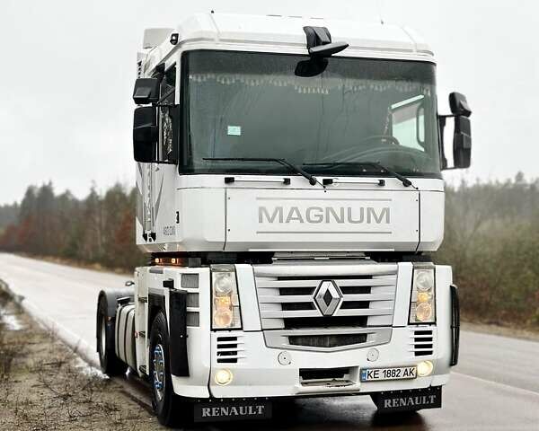 Белый Рено Магнум, объемом двигателя 12.78 л и пробегом 1 тыс. км за 9200 $, фото 6 на Automoto.ua