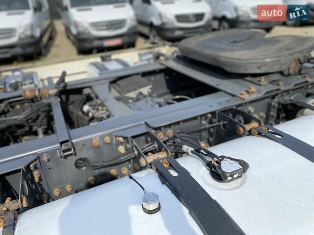 Белый Рено Магнум, объемом двигателя 12.9 л и пробегом 1 тыс. км за 10650 $, фото 21 на Automoto.ua