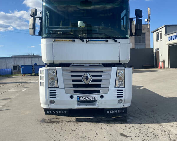 Рено Магнум 2007 в Киеве на Automoto.ua Белый Рено Магнум, объемом двигателя 12.8 л и пробегом 1 тыс. км за 7500 $, фото 2 на Automoto.ua