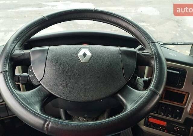 Білий Рено Магнум, об'ємом двигуна 12.8 л та пробігом 129 тис. км за 6652 $, фото 6 на Automoto.ua