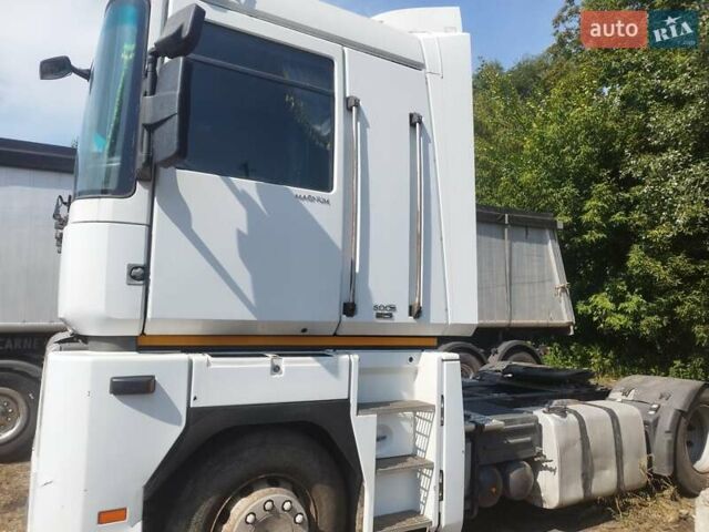 Белый Рено Магнум, объемом двигателя 0 л и пробегом 1 тыс. км за 8900 $, фото 3 на Automoto.ua