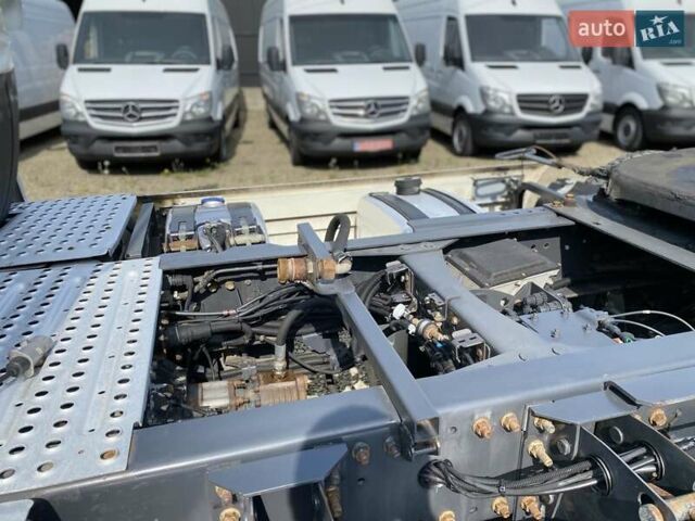 Белый Рено Магнум, объемом двигателя 12.9 л и пробегом 1 тыс. км за 10650 $, фото 13 на Automoto.ua