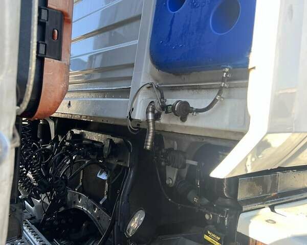 Білий Рено Магнум, об'ємом двигуна 12.8 л та пробігом 2 тис. км за 6400 $, фото 8 на Automoto.ua