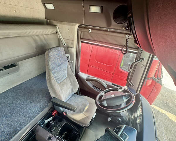 Белый Рено Магнум, объемом двигателя 12.78 л и пробегом 990 тыс. км за 12000 $, фото 61 на Automoto.ua