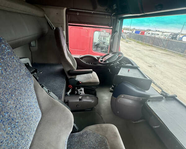 Белый Рено Магнум, объемом двигателя 12.78 л и пробегом 990 тыс. км за 12000 $, фото 57 на Automoto.ua