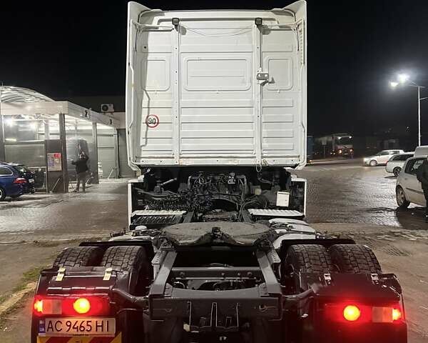 Белый Рено Магнум, объемом двигателя 12.78 л и пробегом 775 тыс. км за 10700 $, фото 7 на Automoto.ua