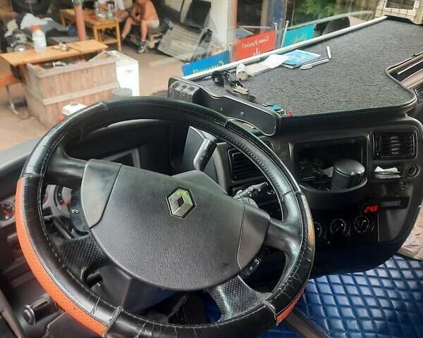 Белый Рено Магнум, объемом двигателя 12.78 л и пробегом 1 тыс. км за 11500 $, фото 8 на Automoto.ua