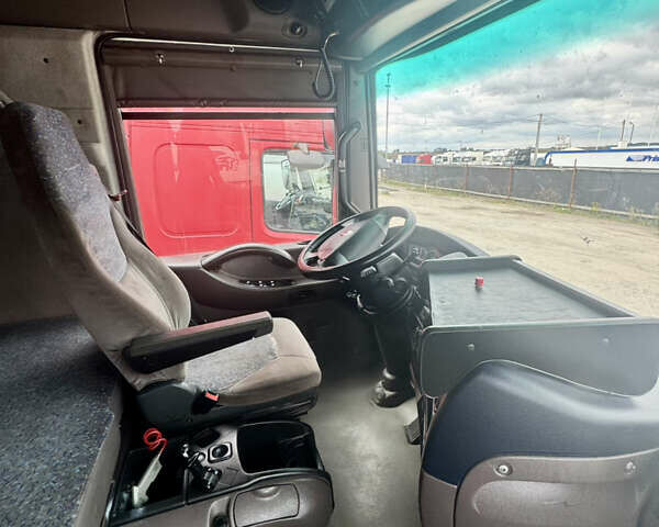 Белый Рено Магнум, объемом двигателя 12.78 л и пробегом 990 тыс. км за 12000 $, фото 53 на Automoto.ua