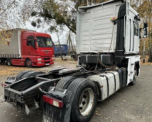 Білий Рено Магнум, об'ємом двигуна 12.8 л та пробігом 1 тис. км за 11500 $, фото 6 на Automoto.ua