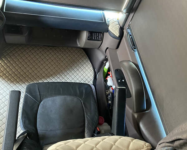 Білий Рено Магнум, об'ємом двигуна 12.9 л та пробігом 100 тис. км за 11900 $, фото 32 на Automoto.ua