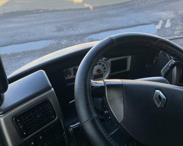 Белый Рено Магнум, объемом двигателя 12.78 л и пробегом 775 тыс. км за 10700 $, фото 38 на Automoto.ua