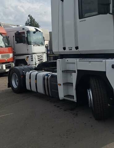 Белый Рено Магнум, объемом двигателя 12.78 л и пробегом 1 тыс. км за 15000 $, фото 1 на Automoto.ua