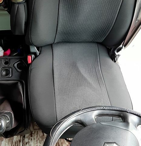 Білий Рено Магнум, об'ємом двигуна 12.8 л та пробігом 470 тис. км за 11000 $, фото 5 на Automoto.ua