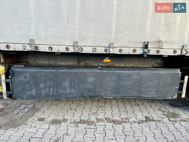 Белый Рено Магнум, объемом двигателя 12.78 л и пробегом 990 тыс. км за 12000 $, фото 5 на Automoto.ua