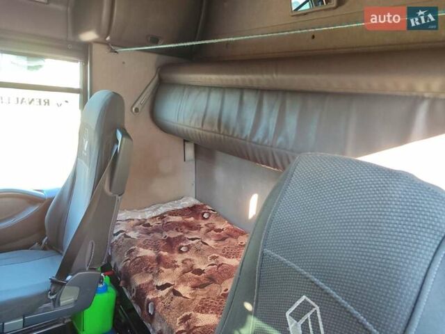 Белый Рено Магнум, объемом двигателя 12.78 л и пробегом 921 тыс. км за 15000 $, фото 7 на Automoto.ua