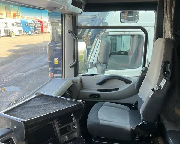 Белый Рено Магнум, объемом двигателя 12.78 л и пробегом 775 тыс. км за 10700 $, фото 34 на Automoto.ua