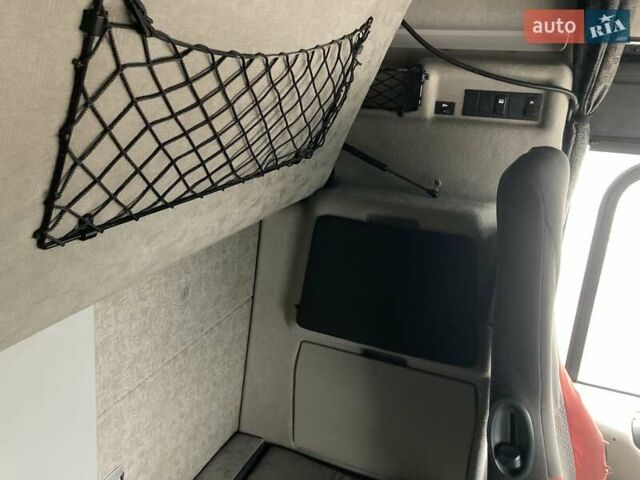 Белый Рено Магнум, объемом двигателя 12.78 л и пробегом 1 тыс. км за 15700 $, фото 16 на Automoto.ua