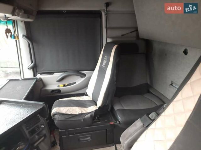 Белый Рено Магнум, объемом двигателя 12.8 л и пробегом 45 тыс. км за 8900 $, фото 10 на Automoto.ua