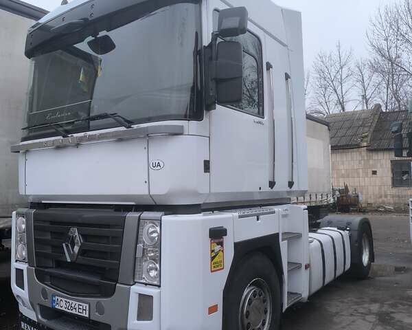 Белый Рено Магнум, объемом двигателя 12.8 л и пробегом 1 тыс. км за 11000 $, фото 1 на Automoto.ua