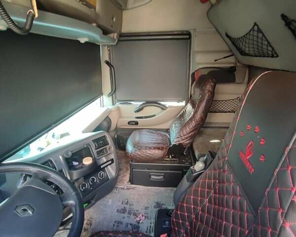 Белый Рено Магнум, объемом двигателя 12.9 л и пробегом 1 тыс. км за 14450 $, фото 13 на Automoto.ua
