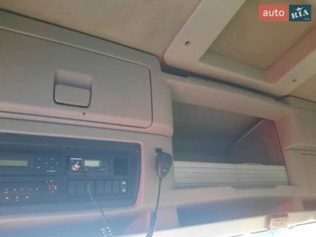 Белый Рено Магнум, объемом двигателя 12.8 л и пробегом 45 тыс. км за 9800 $, фото 4 на Automoto.ua