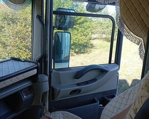 Белый Рено Магнум, объемом двигателя 12.78 л и пробегом 850 тыс. км за 22000 $, фото 7 на Automoto.ua