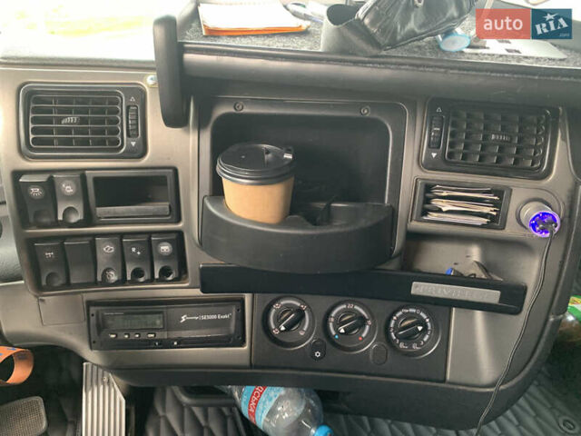 Белый Рено Магнум, объемом двигателя 12.78 л и пробегом 1 тыс. км за 36000 $, фото 15 на Automoto.ua