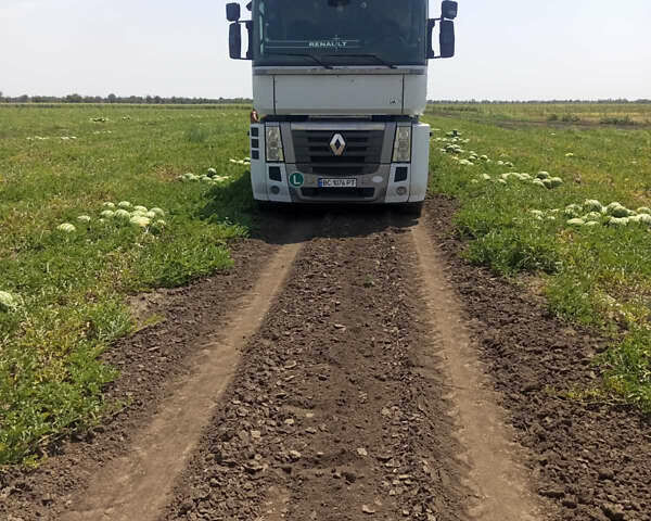 Белый Рено Магнум, объемом двигателя 12.78 л и пробегом 1 тыс. км за 16000 $, фото 9 на Automoto.ua