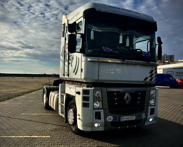 Білий Рено Магнум, об'ємом двигуна 12.78 л та пробігом 1 тис. км за 11000 $, фото 1 на Automoto.ua