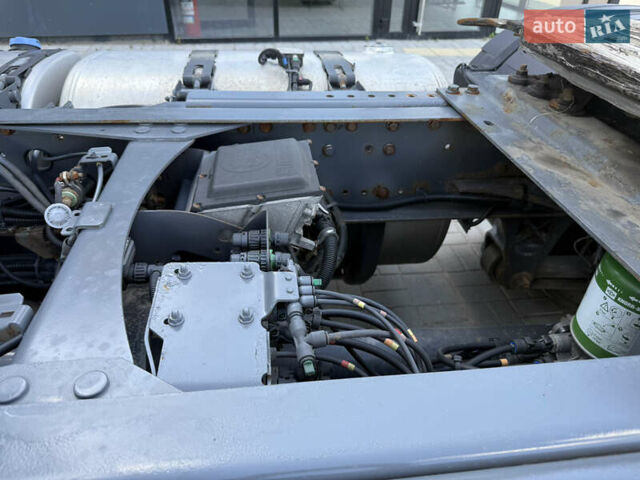 Белый Рено Магнум, объемом двигателя 12.7 л и пробегом 852 тыс. км за 17500 $, фото 16 на Automoto.ua