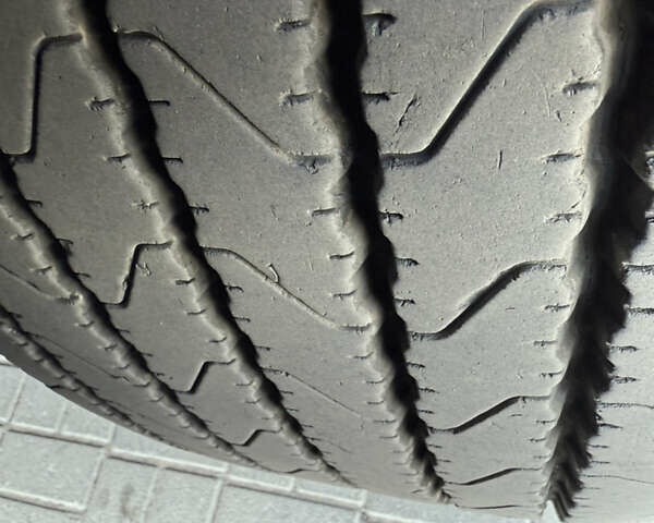 Белый Рено Магнум, объемом двигателя 12.7 л и пробегом 852 тыс. км за 17500 $, фото 11 на Automoto.ua